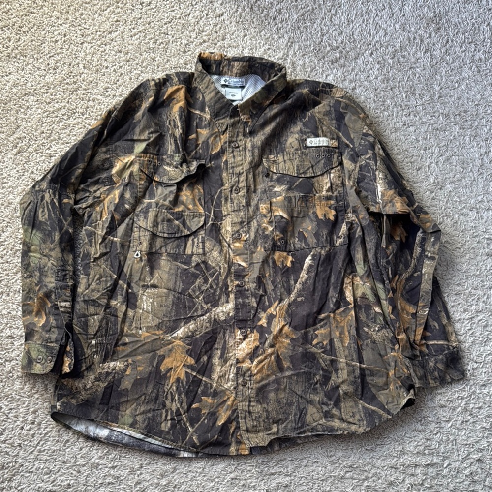 EUC Mens Columbia Timberwolf Camouflage Hunting Outdoor Button Up Shirt Size XXL